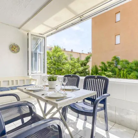 Clos Des Franquets By Interhome