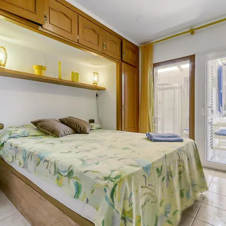 Clos Des Franquets By Interhome